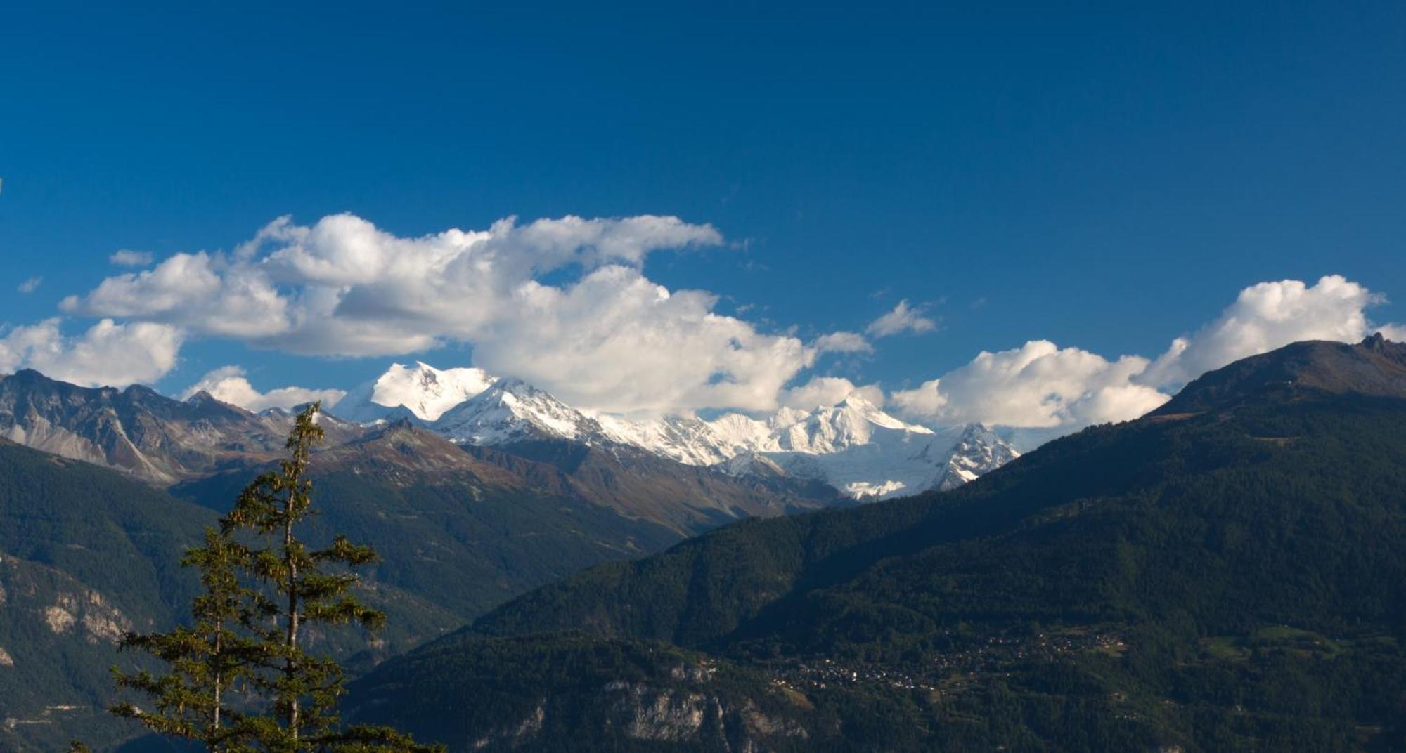 Hotel Helvetia Intergolf Crans-Montana Kültér fotó